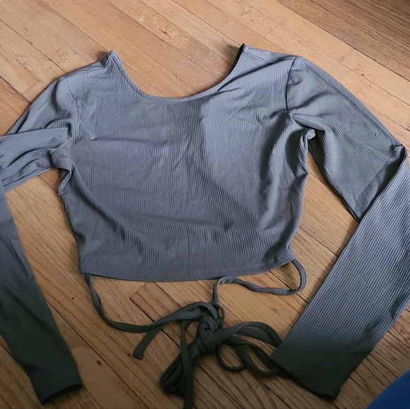 NWT the Drop cropped top, sz medium - Picture 1 of 4